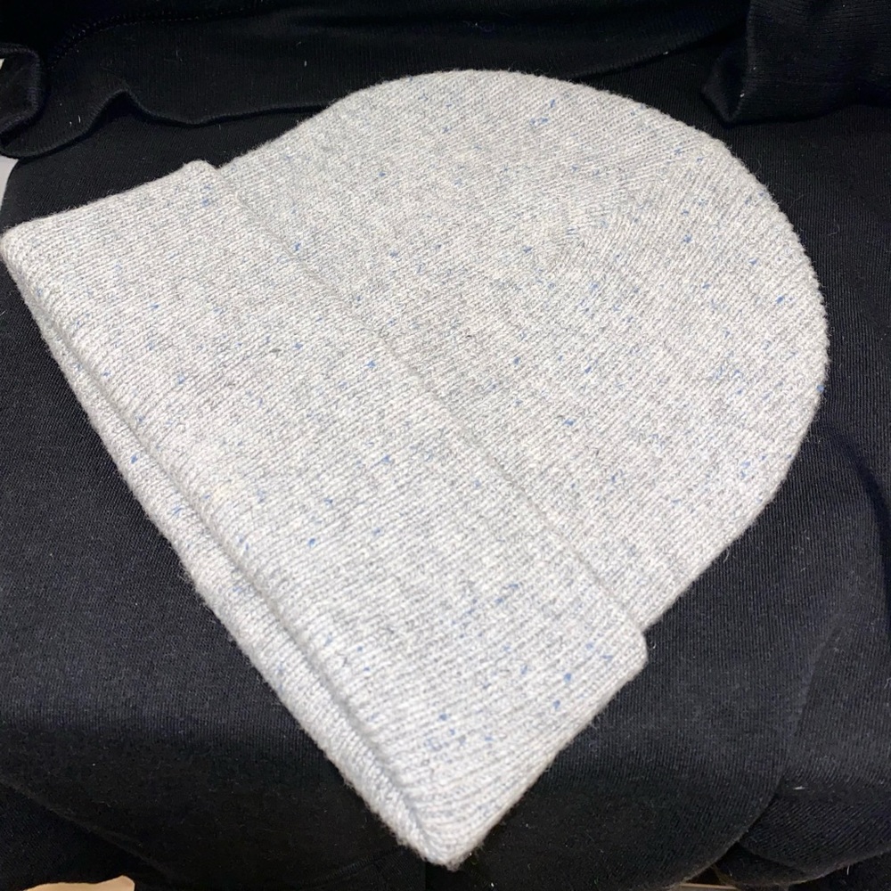 American Eagle Grey Knit Thick Beanie